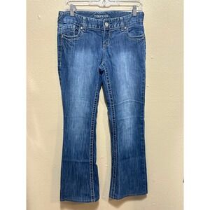Maurices Women's Denim Jeans Blue‎ Bootcut Embellished Pockets Size 3/4 Long